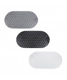 Коврик в ванну противоскользящий, ПВХ, 66x35см, "Универсал", 3 цвета Товары для ванной оптом с доставкой по Дальнему Востоку. Большой каталог товаров для ванной оптом.